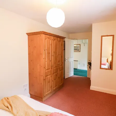 Apartment 2 Garnish Court Glengarriff