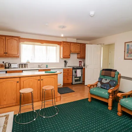 Apartment 2 Garnish Court Glengarriff